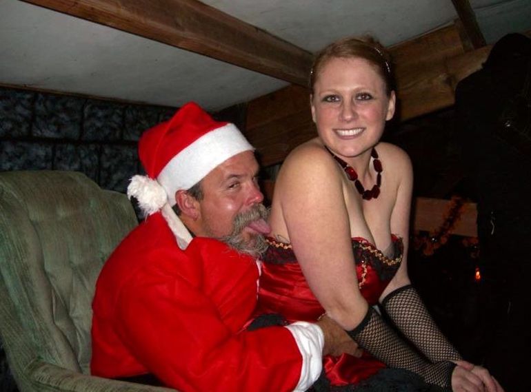 Секс Дед Мороз И Соседям И Женщина