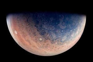 Ученые обнаружили у Юпитера еще 12 новых спутников