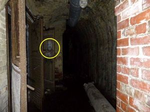 «Охотник за привидениями» заснял в подземном бункере лица двух призраков