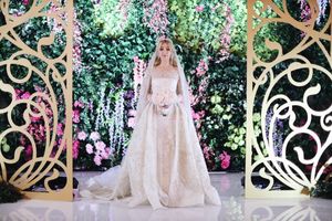 Чеченская свадьба в Москве: платья на 30 млн, 600 гостей и 25 шикарных авто — фото