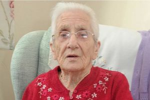 99-летняя англичанка получила письмо от жениха через 77 лет