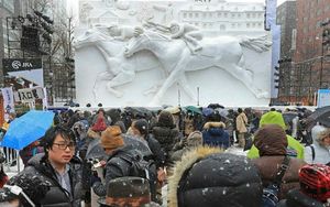Фестиваль скульптур из снега и льда в Японии