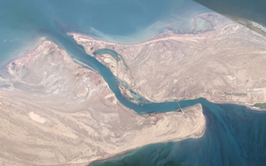Кара-Богаз-Гол: как все были уверены, что именно это озеро убивает Каспийское море