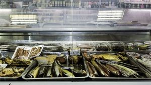 "Нигде в мире такого нет": Эксперт предупредил об опасной рыбе на прилавках магазинов России