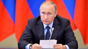 Путин назвал крайний срок создания Российского университета транспорта