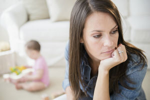 Почему нельзя молчать о проблемах брака и трудностях материнства