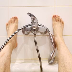 Почему нужно принимать ванну, а не душ. 5 основных причин