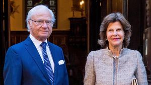 Король и королева Швеции ушли в самоизоляцию из-за коронавируса
