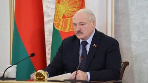«Мне трудно понимать демократию»: Лукашенко назвал себя диктатором