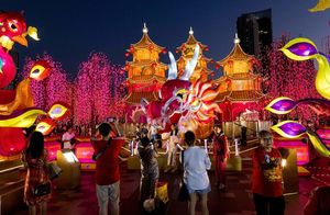 Фото дня: китайская выставка в честь лунного Нового года, Бангкок
