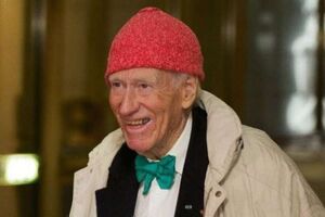 Этот дедушка в шапочке — самый настоящий норвежский миллиардер из списка Forbes