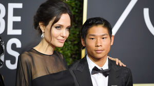 Сын Джоли и Питта встречается с актрисой