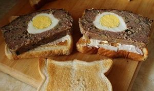 Рецепт вкуснейшего мясного хлеба с яйцами