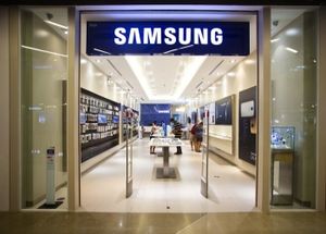 В 2017 году Samsung выпустит складной смартфон и еще четыре флагмана