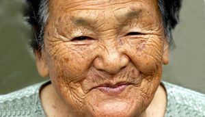 Японская бабушка Сатоко, посмотрев мне в глаза, произнесла: «Живи так, будто уже умерла!»
