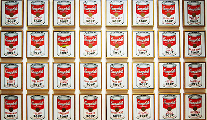 Почему 32 картины Энди Уорхола, на которых были нарисованы только банки с  супом, стали арт-сенсацией