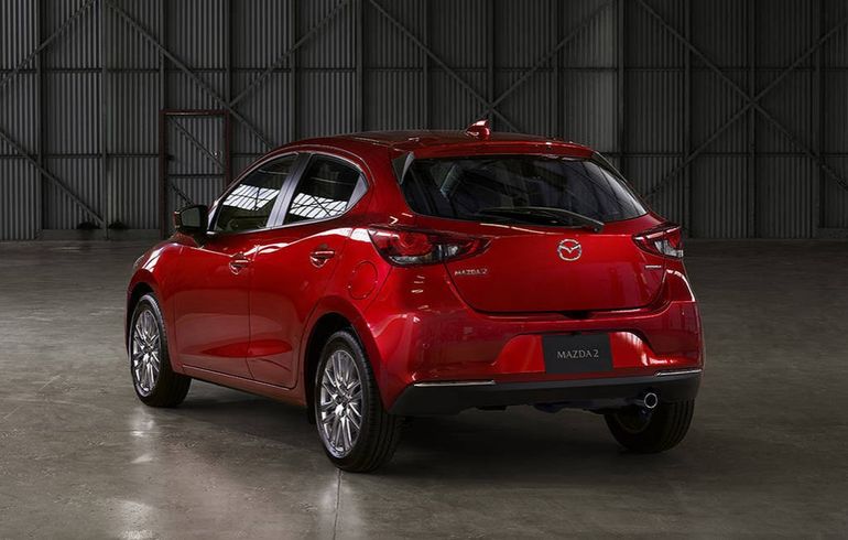 Картинки по запросу "Mazda 2 2020"
