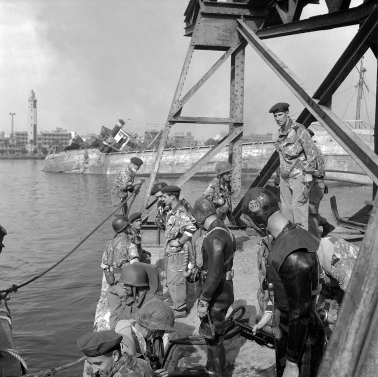 Кризис 1956 года. Суэцкий канал 1956. Битва за Суэцкий канал 1956. Суэцкий кризис Суэцкий канал. Египет 1956.