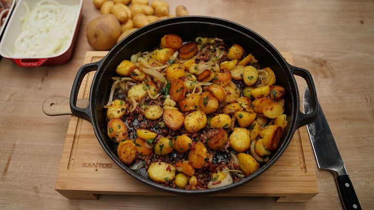 Рецепт идеальной жареной картошки с луком – пошаговый рецепт приготовления с фото