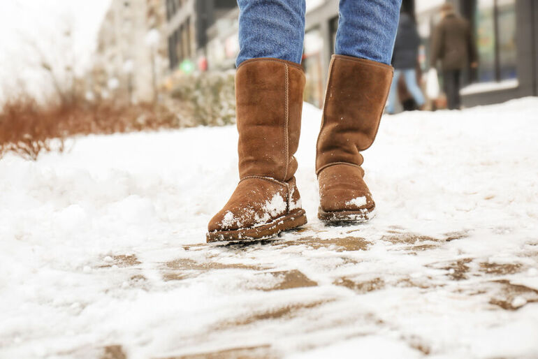 Как утеплить ноги зимой: 5 способов