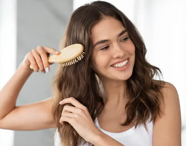 Какие продукты провоцируют выпадение волос, а какие делают их густыми и сильными