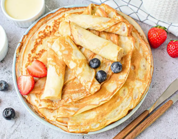 Большая блинная заготовка — пять начинок и несколько быстрых завтраков