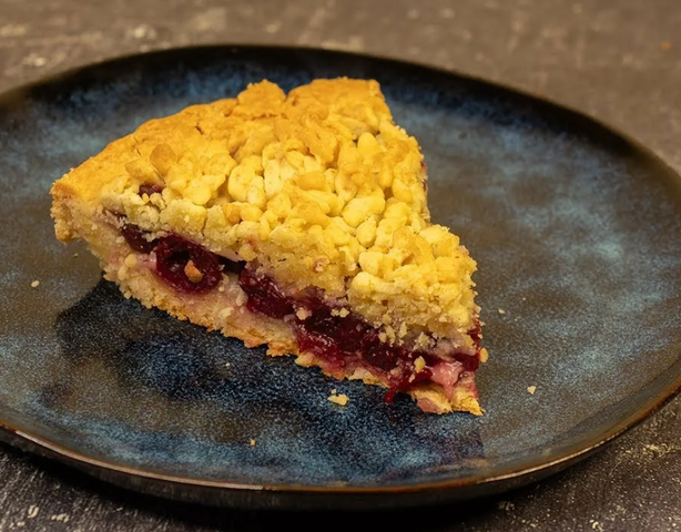 Постный тёртый пирог из простых ингредиентов — легко и вкусно