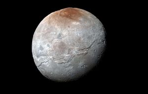 Возможно, спутник Плутона Харон разорвало изнутри