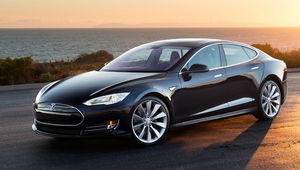 Сделать автомобиль Tesla Model S P90D «нелепо быстрым» обойдется минимум в 10 000 долларов