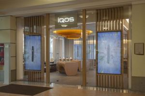 В Москве открылся флагманский магазин iQOS 