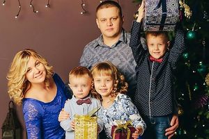 Хакеры стерли фотографии погибших в «Зимней вишне» детей с телефонов семьи Игоря Вострикова