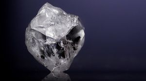 Пятый в мире по величине алмаз был продан за 40.000.000$