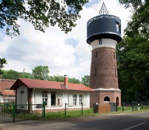 Жилище архитекторов в старой водонапорной башне в Потсдаме