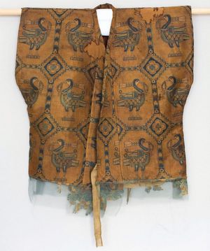1.000-летняя рубашка выставлена на продажу за 700.000$