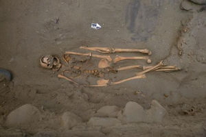 В Перу нашли древние захоронения людей с дополнительными ногами и руками