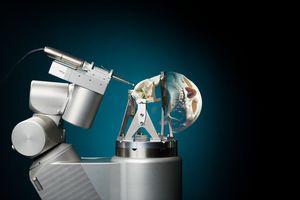 RoBoSculpt: первый робот-хирург, который может сделать трепанацию черепа
