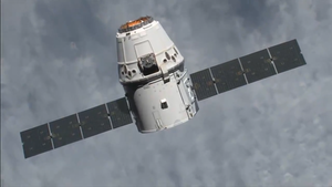 Грузовая капсула SpaceX Dragon успешно вернула на Землю мышей и другой груз