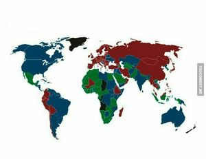 На этой карте страны раскрашены в цвета паспортов граждан!