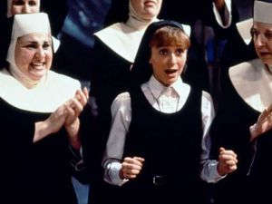 Три монахини пошли на исповедь, и это не то, что вы ожидаете однозначно!