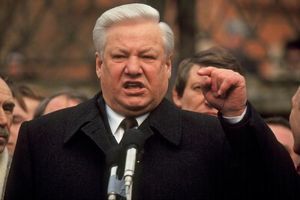 Как думаете, Ельцин был законным или незаконным президентом?