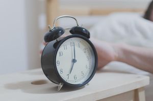 6 привычек, от которых нужно отказаться, чтобы сделать утро “добрым”
