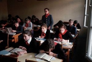 6 строгих запретов, которые существовали в советской школе