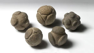 Ученые пытаются разгадать секрет древних каменных шаров