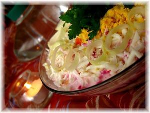 Слоеный салат со шпротами и свеклой