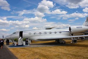 Экскурсия на личный самолет нового поколения Gulfstream G600
