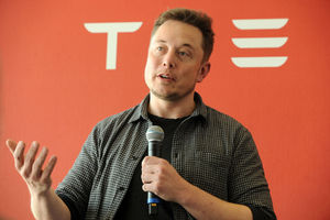 SEC расследует твиты Илона Маска про вывод Tesla с биржи. Предпринимателя ждет суд?