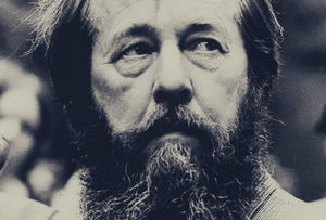 15 пронзительных цитат Солженицына