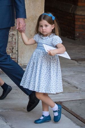 19 самых милых фотографий юной принцессы Шарлотты. Без улыбки не взглянешь!