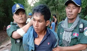 В Камбодже полиция задержала мужчину-вампира, который заживо выпил кровь у трех собак