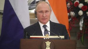 Президент России объявил о рекордном росте реальных зарплат россиян